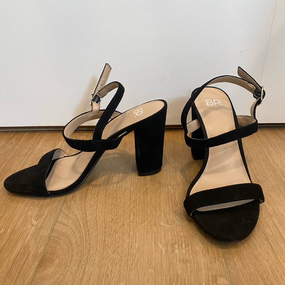 BP LULA BLOCK HEEL SANDAL - Black Sz 7.5